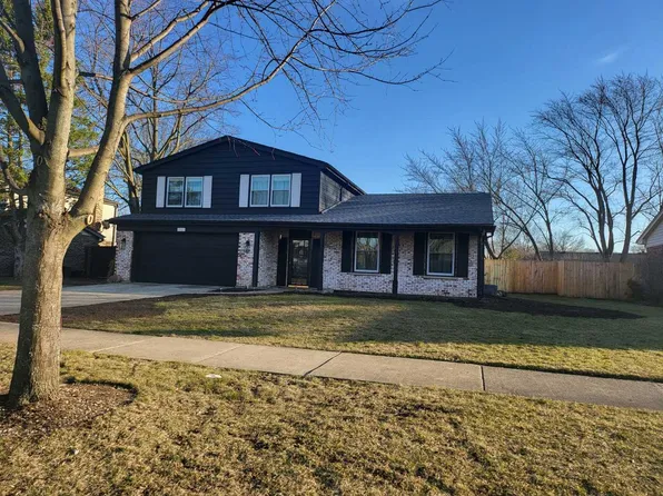 3815 Joanne Dr, Glenview, IL 60026