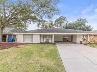 222 Elmwood Dr, Lafayette, LA 70503