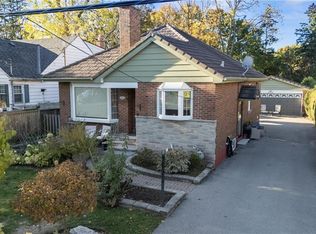 1032 Cedarwood Pl, Burlington, ON L7T3J3