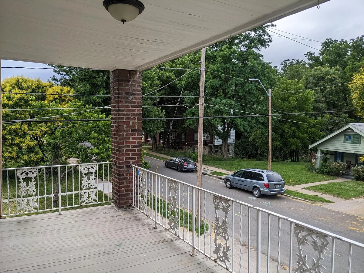 Building Photo - 3931 Scarritt Ave #3