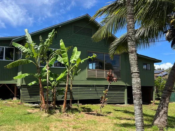 579 Kuanana St, Paia, HI 96779