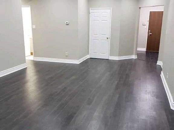 2nd image of 45 Kingsbridge Garden Cir #104
