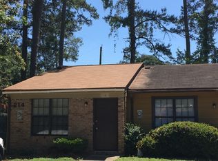 214 White Dr APT A, Tallahassee, FL 32304