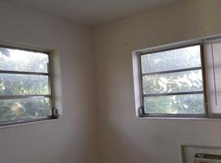 16851 NE 21st Ave APT 11, North Miami Beach, FL 33162