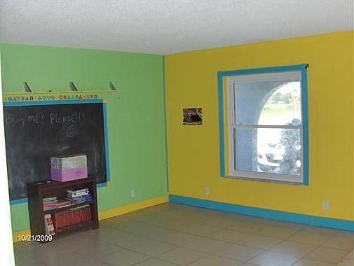 4th image of 11180 NW 27th Pl