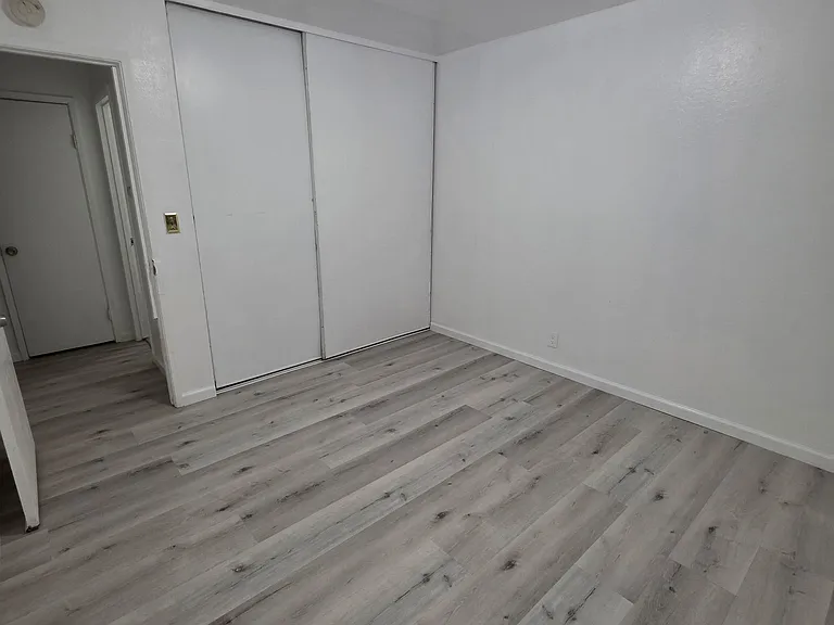 254 Pamela Ave #4 — Photo 9