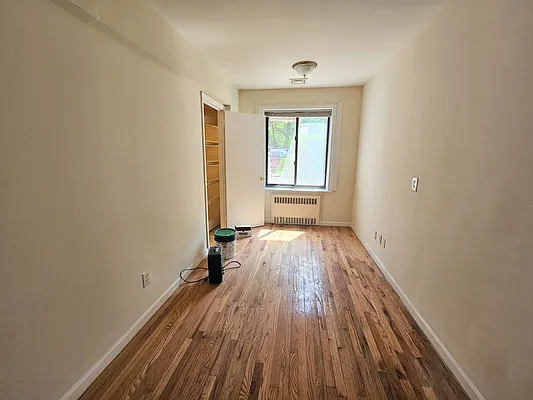 Rented by Abba Realty Associates INC | media 8