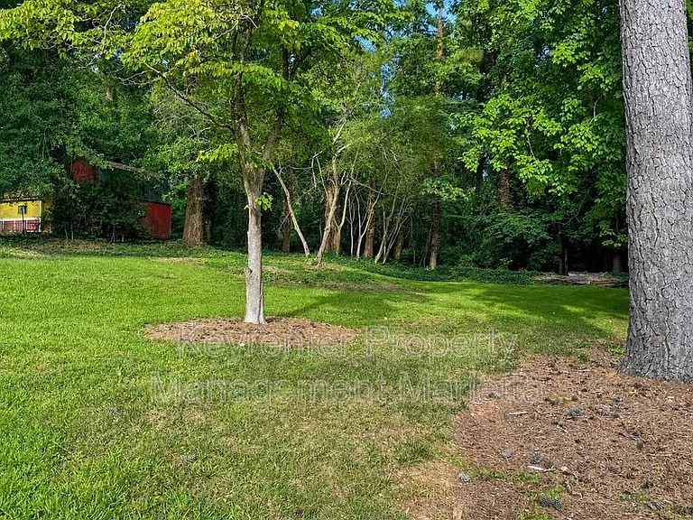 725 McBurnette Rd NE — Photo 22
