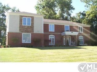 4868 Leesburg Dr, West Bloomfield, MI
