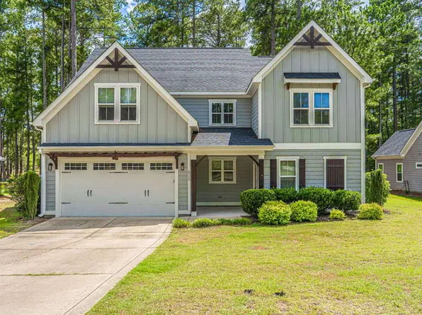 600 Legacy Lakes Way, Aberdeen, NC 28315