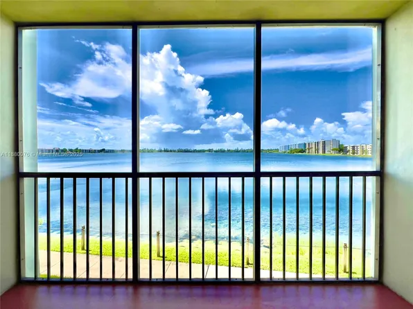 109 Lake Emerald Dr APT 209, Fort Lauderdale, FL 33309