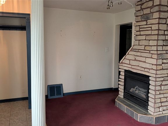 4th image of 1857 12th St SW