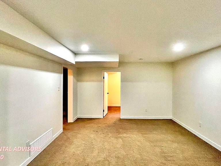 10827 66th Ave NW #BASEMENT — Photo 5