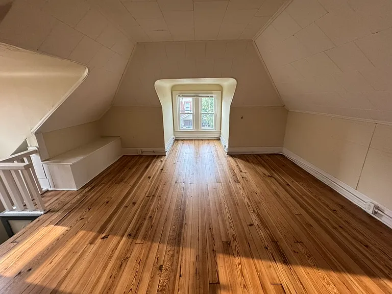 113 E Oakland Ave — Photo 20