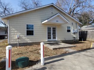 401 Grove St, Farmville, VA 23901