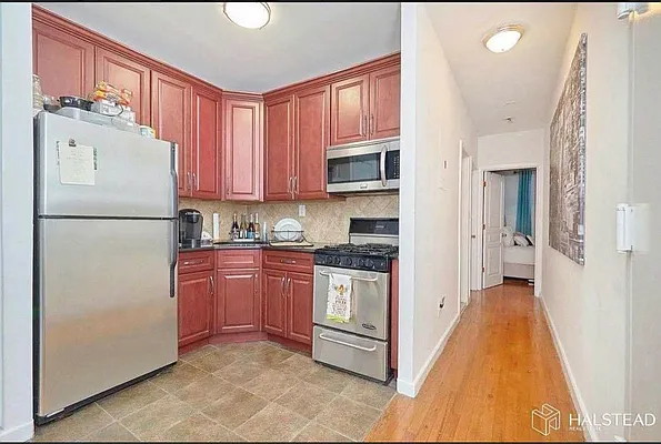 Rented by Brown Harris Stevens | media 28