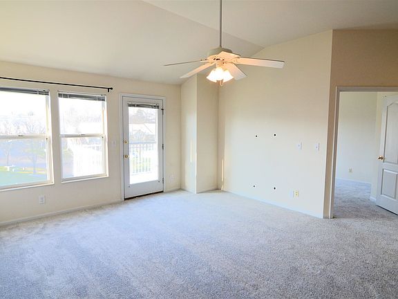 5th image of 5361 Heatherstone Ct Unit 2L