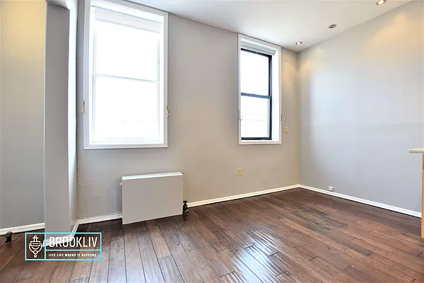 Rented by null | media 10