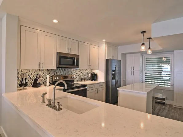 8840 S Sea Oaks Way APT 308B, Vero Beach, FL 32963