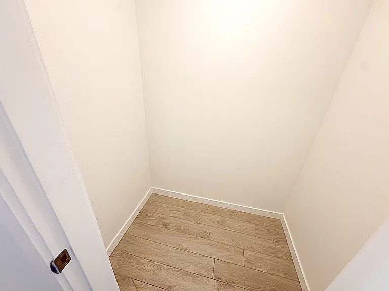 97 W Georgia St #1420 — Photo 7