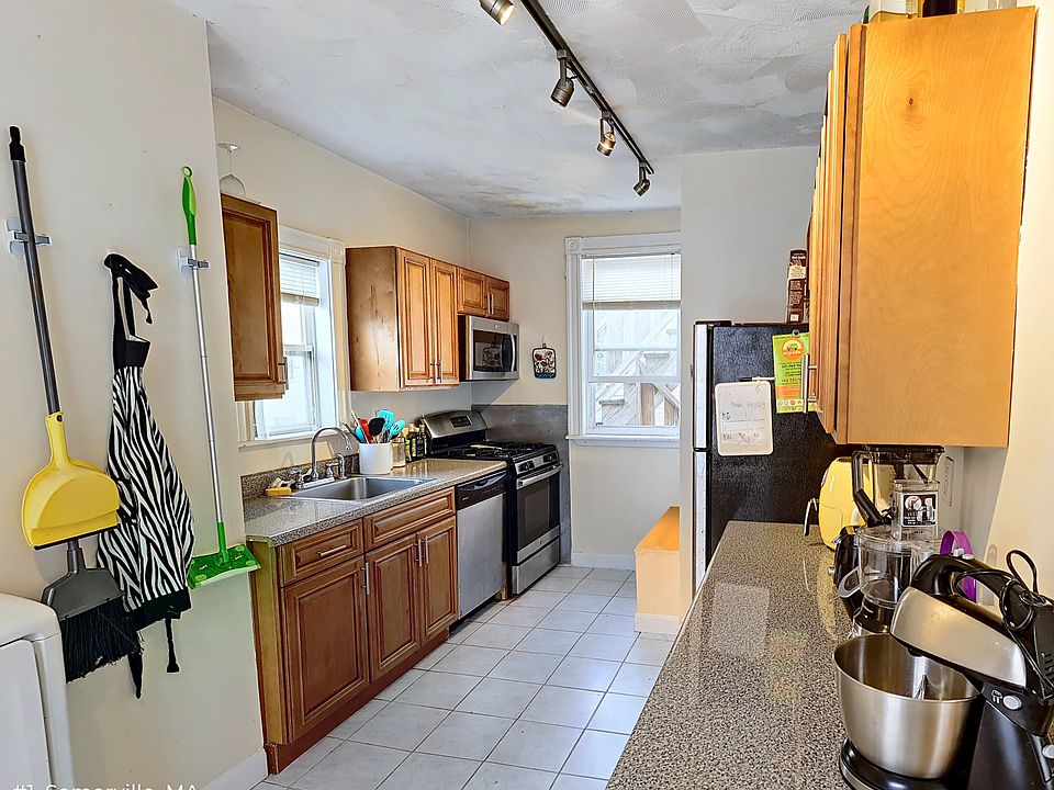 1st image of 6B Lincoln Ave