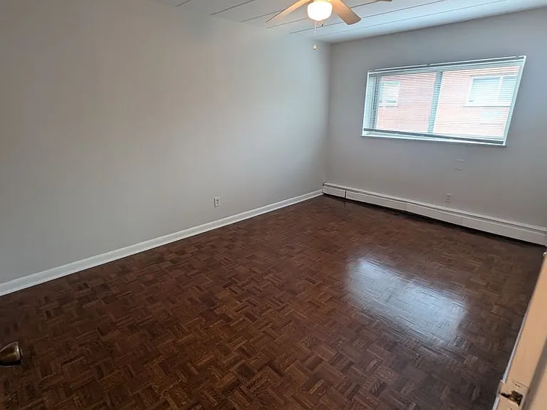1621 Asmann Ave — Photo 12