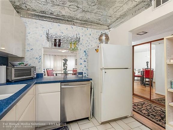 3rd image of 2307 S Cypress Bend Dr APT 305