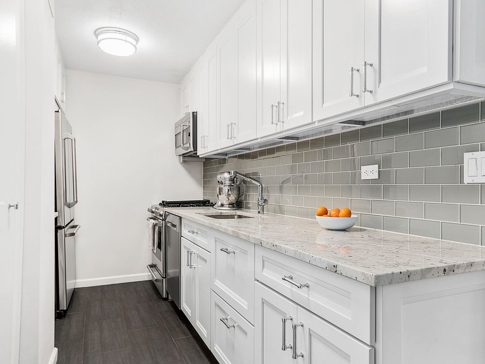 1st image of 444 E 86th St APT 6J