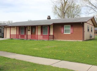 804 Forest Dr, Streamwood, IL