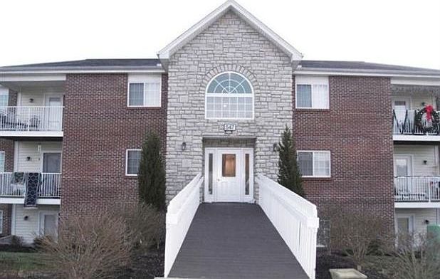 1st image of 547 Arthur Ct APT 3