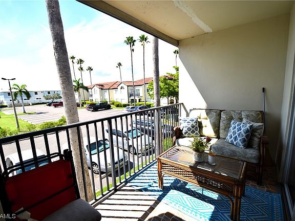5th image of 3419 Winkler Ave APT 510