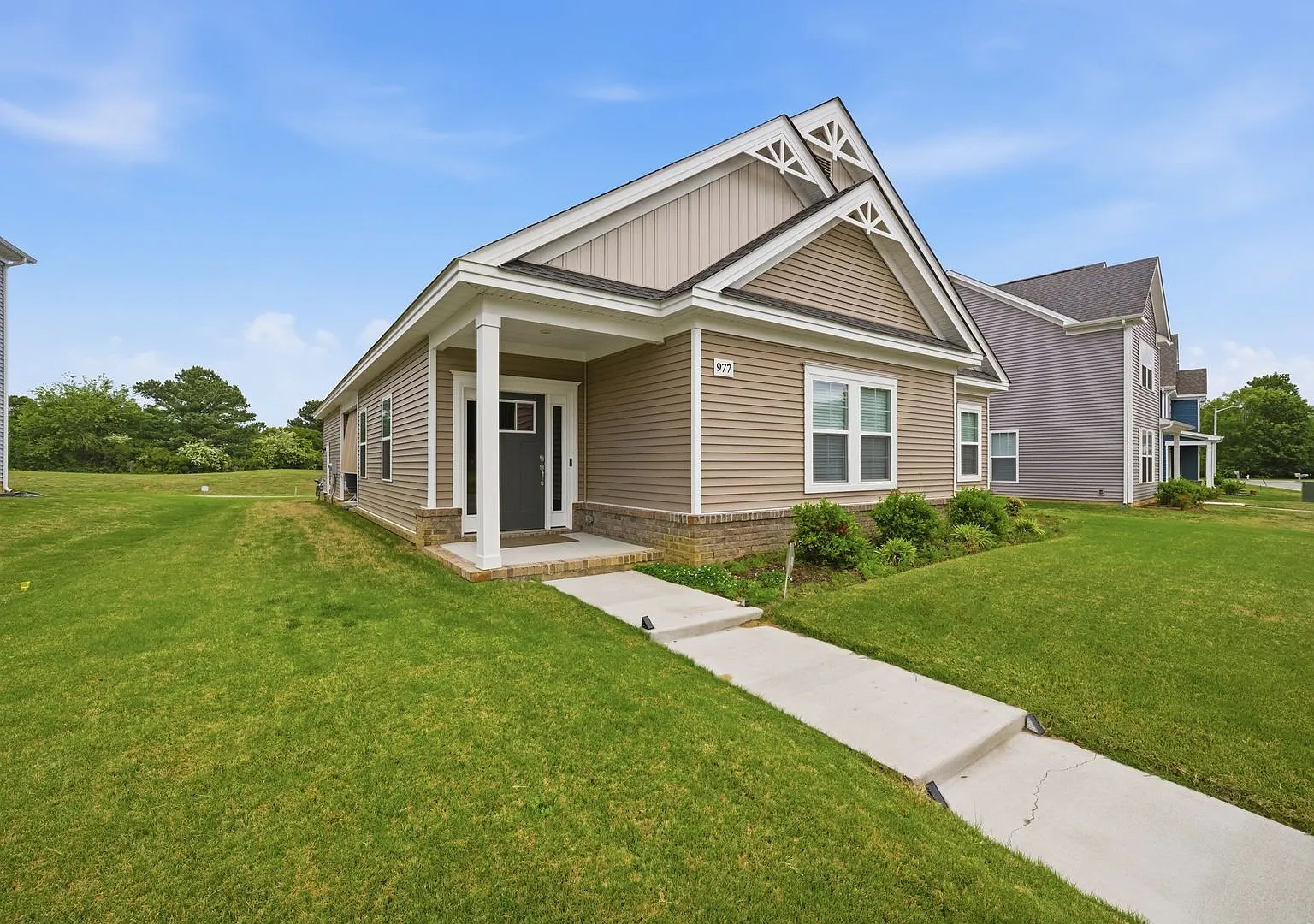 977 Hillpoint Road, Suffolk, Virginia 23434 — Photo 2