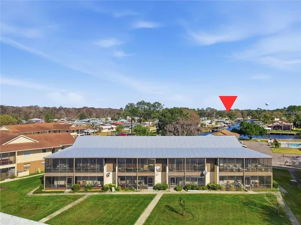 1640 Juno Trl APT 204C, Astor, FL 32102