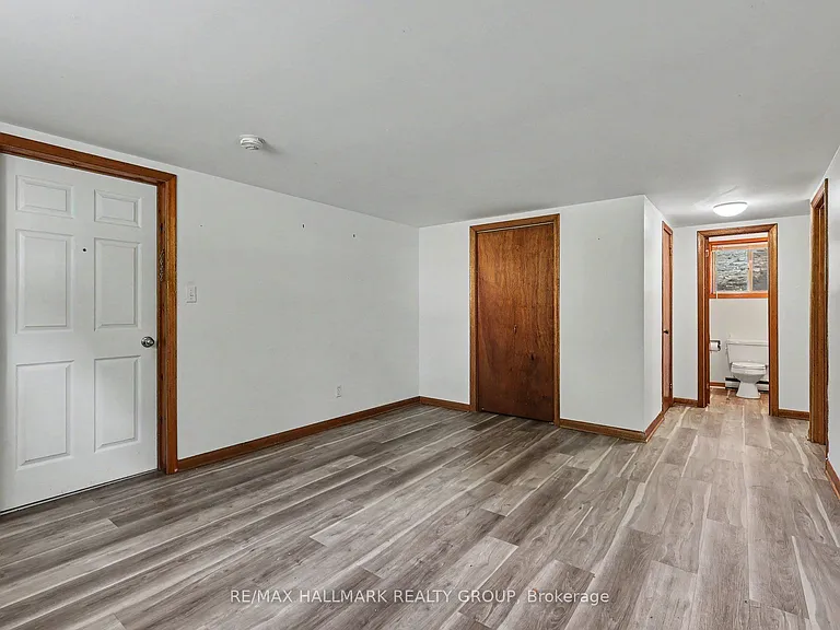 29 Gore St W #4 — Photo 3