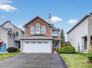 6601 Windsong Ave, Ottawa, ON K1C6N1
