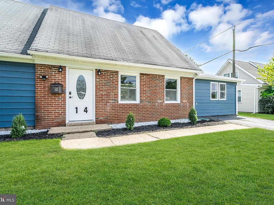 1st image of 14 Melbourne Ln