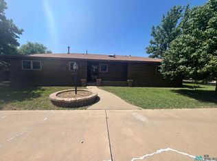 1201 Lexington Rd, Clovis, NM 88101