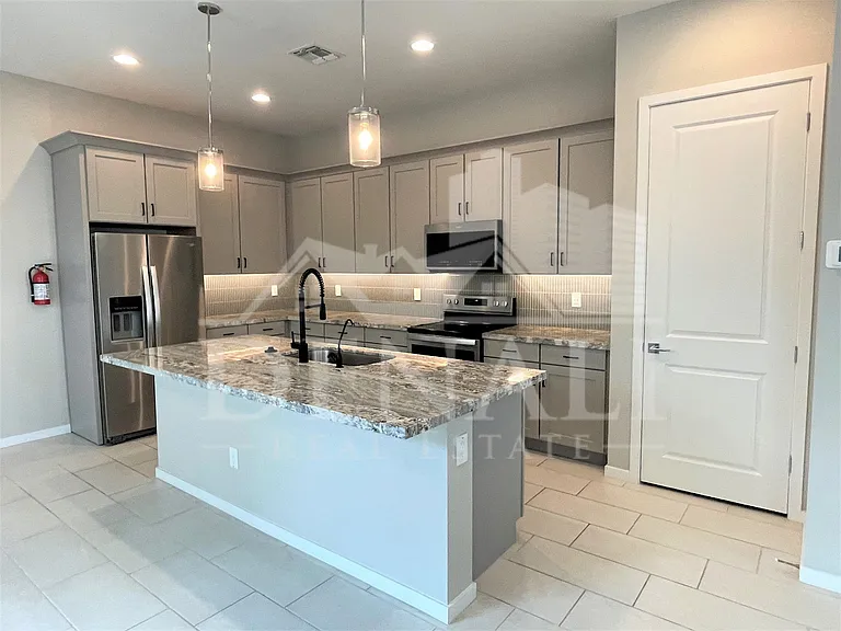 901 S Smith Rd #1047 — Photo 2