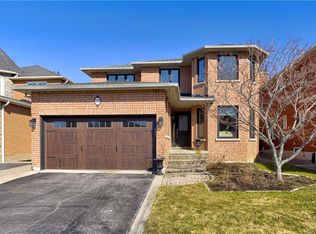 39 Iona Cres, Vaughan, ON L4H1C4