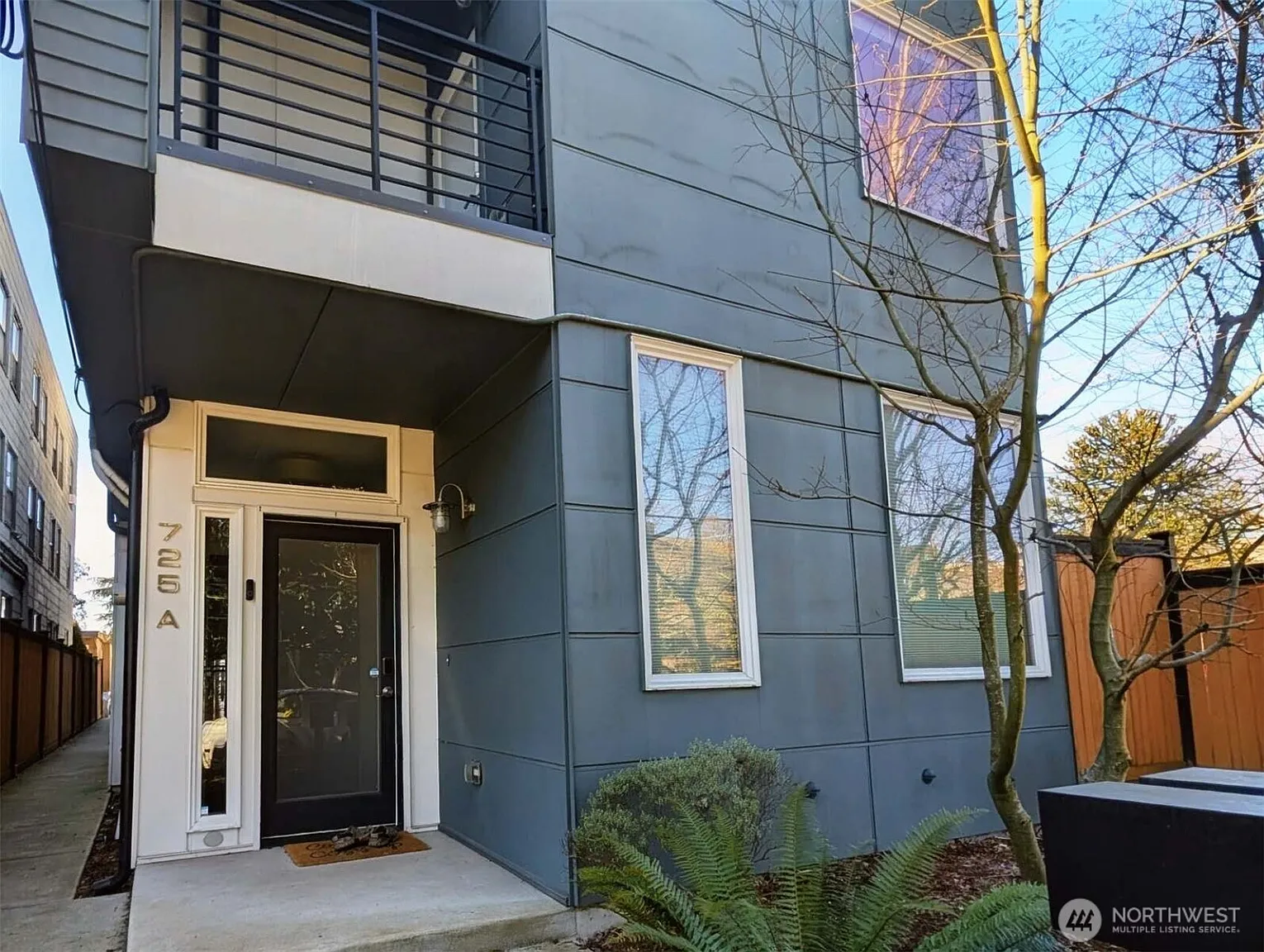 725 17th Avenue Unit A photo 1
