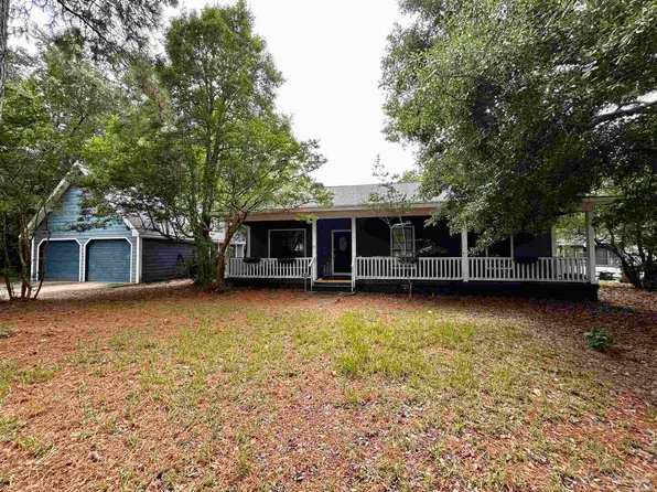 1515 Oak Shore Dr, Gulf Breeze, FL 32563