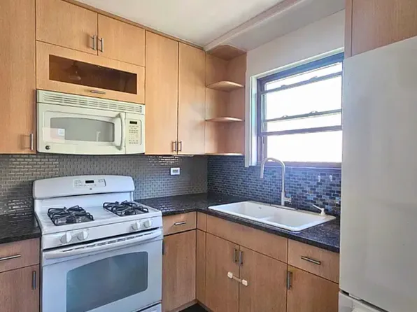 31-56 44th Street image 1 of 13