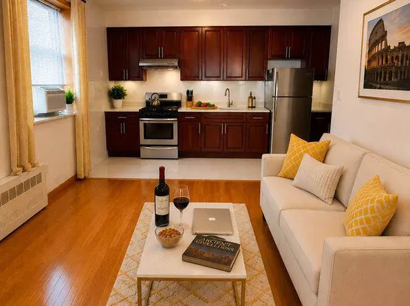 1736 Dahill Road image 1 of 11