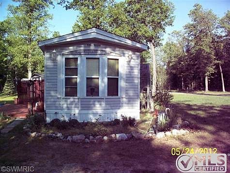 2nd image of 1911 E Fern Ln