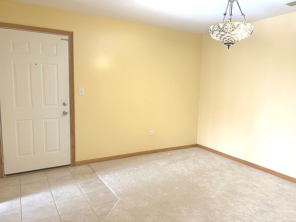 4th image of 13919 Leamington Dr #810
