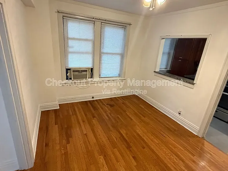 5616 Pershing Ave #14 — Photo 12