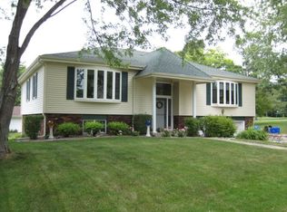 N7695 2nd Ave, Elkhorn, WI 53121