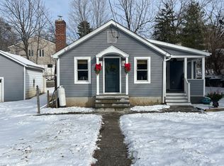 4 Crugers Ave, Croton On Hudson, NY 10520