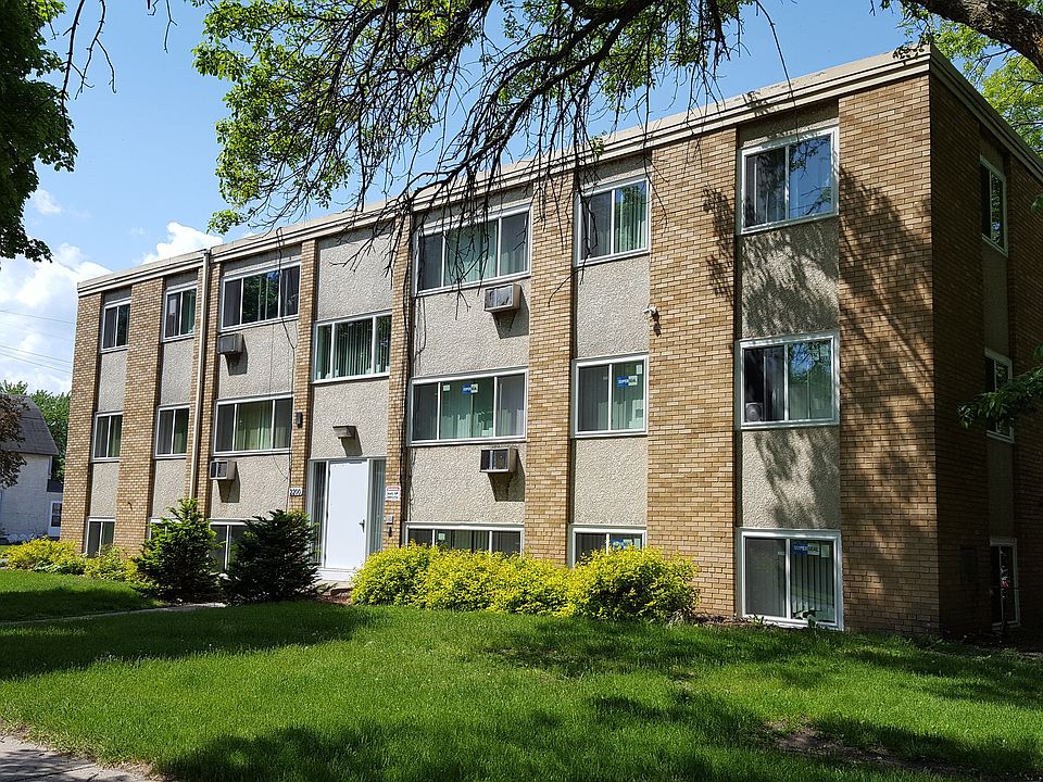 2200 7th Street NE, Minneapolis