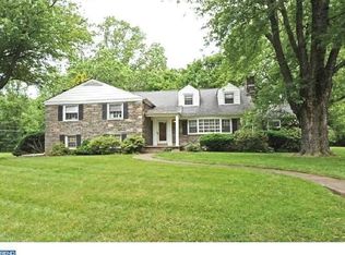418 Barclay Rd, Bryn Mawr, PA 19010